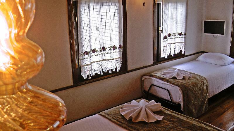 Kadioglu Konagi Hotel Kastamonu Bagian luar foto